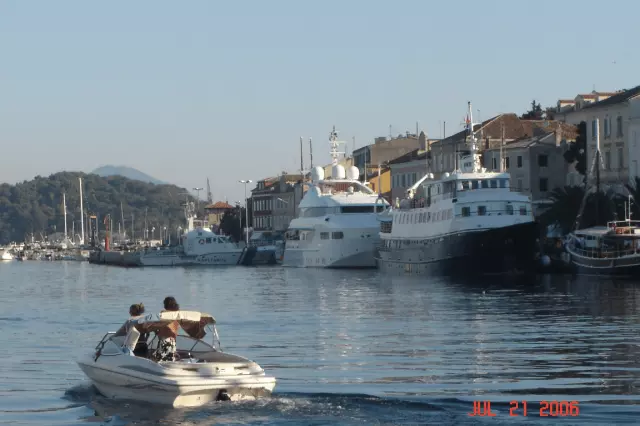 Škola za voditelja brodice B kategorije Lošinj