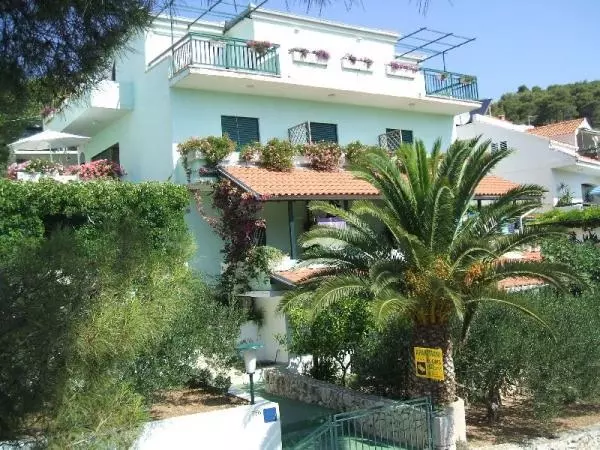 STAKLO-OKVIR, OBRT ZA ZANATSTVO, VL. ANTE BULUM