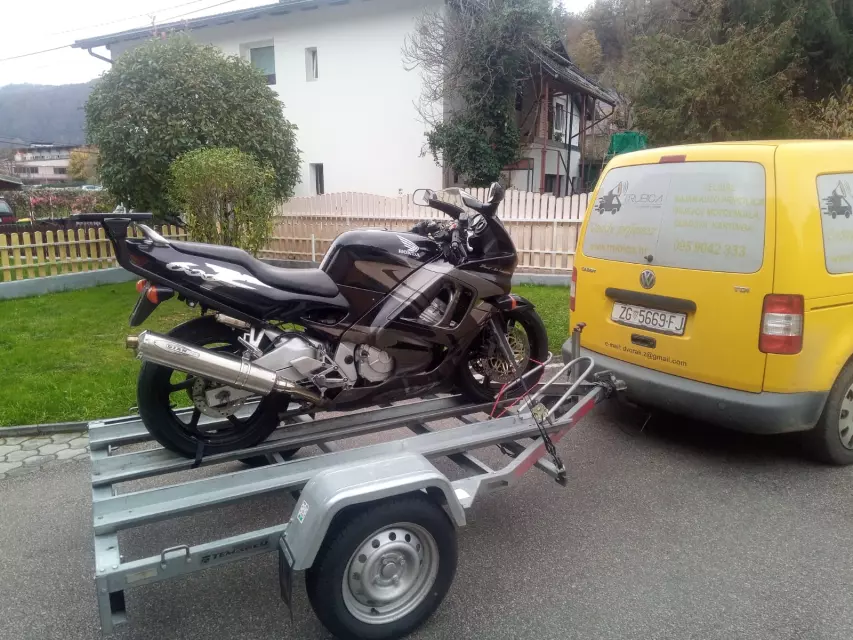 Auto prikolica za B kategoriju Zagreb