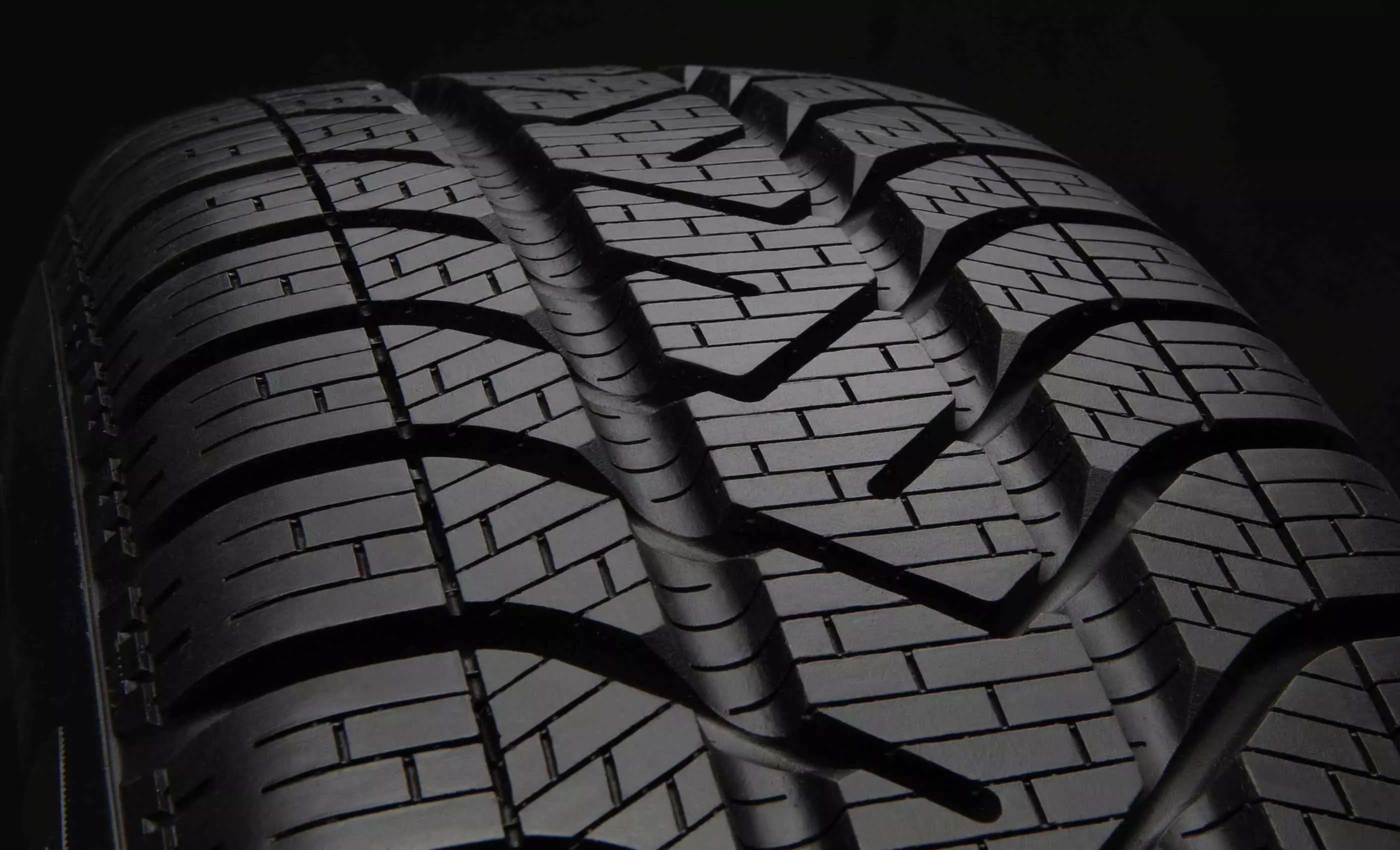 GUMI SERVIS PANTERA, VL. BELETIĆ ALEN