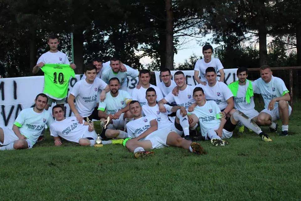 ŠkolanogometaMiljevci1