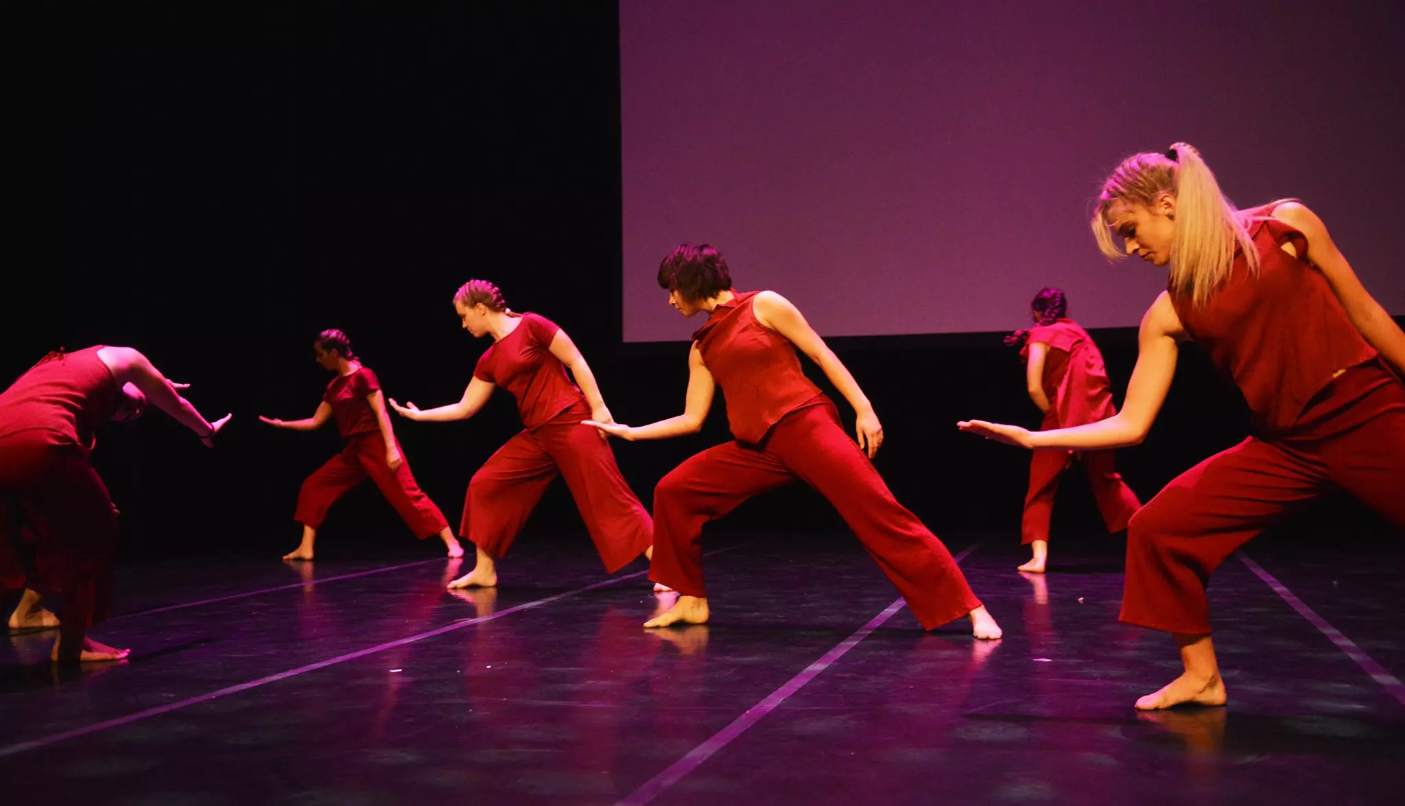 Škola suvremenog plesa u Zagrebu