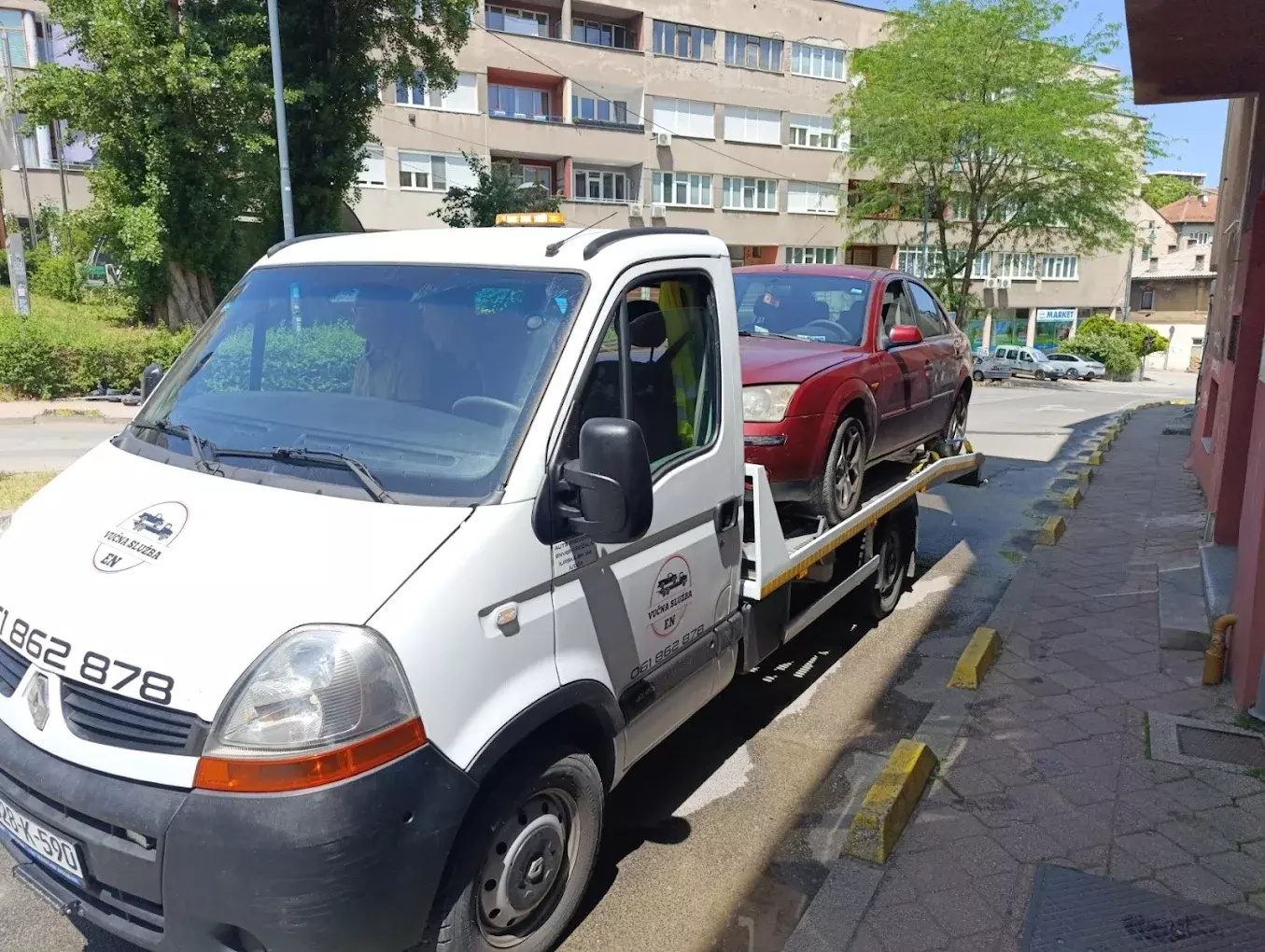 Šlepanje vozila i pomoć na cesti Sarajevo 