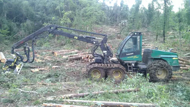 Šumarstvo,strojnasječaiizvlačenjetrupaca,Okučani,Hrvatska3