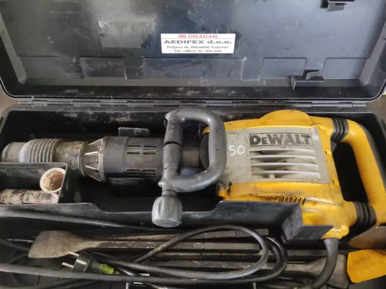 Najam skela Najam i prodaja građevinskih skela, grad Vukovar, RH