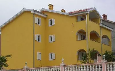 Agencija-za-posredovanje-nekretninama-Malinska-1