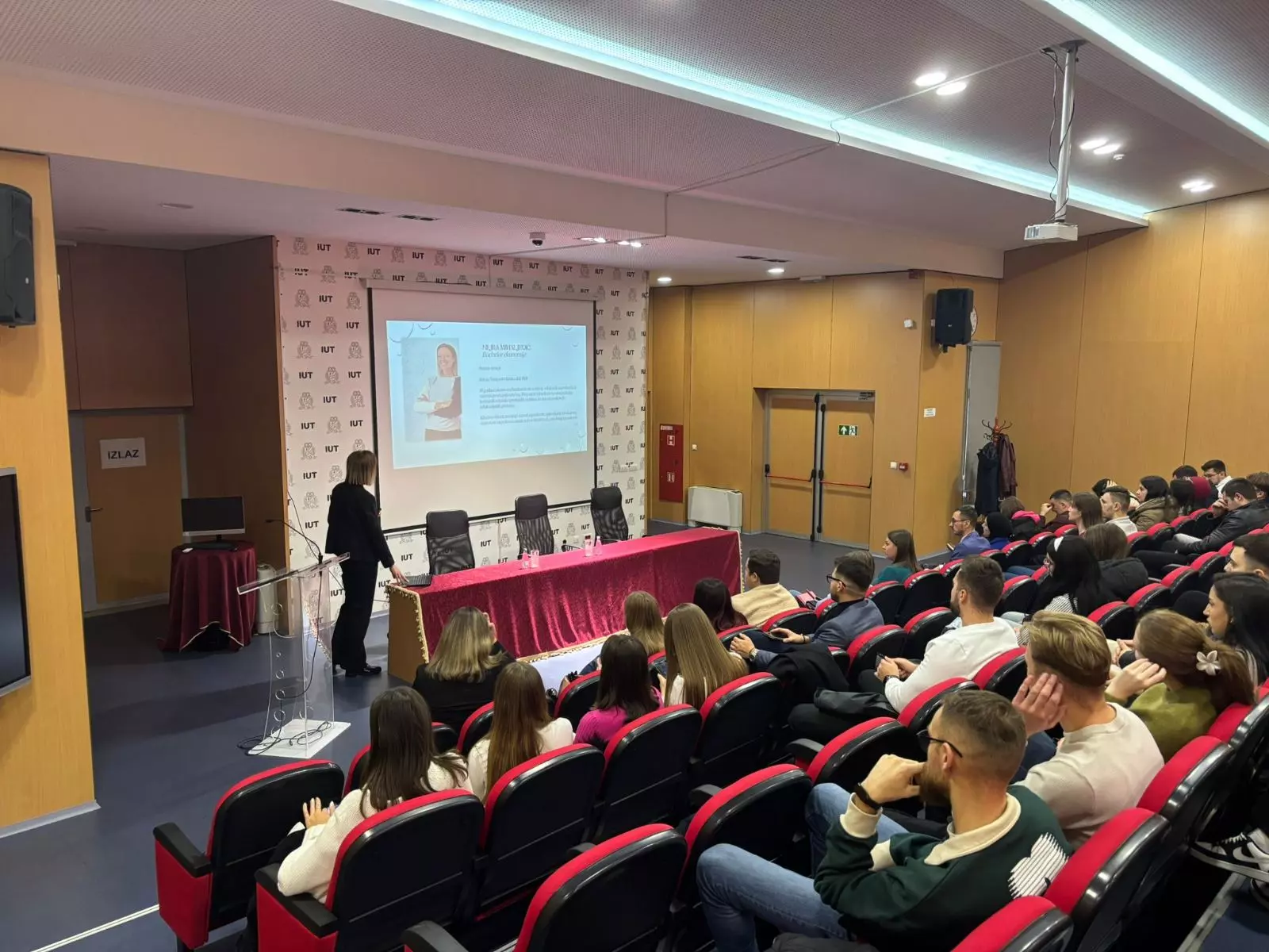 Akademska ustanova u Travniku