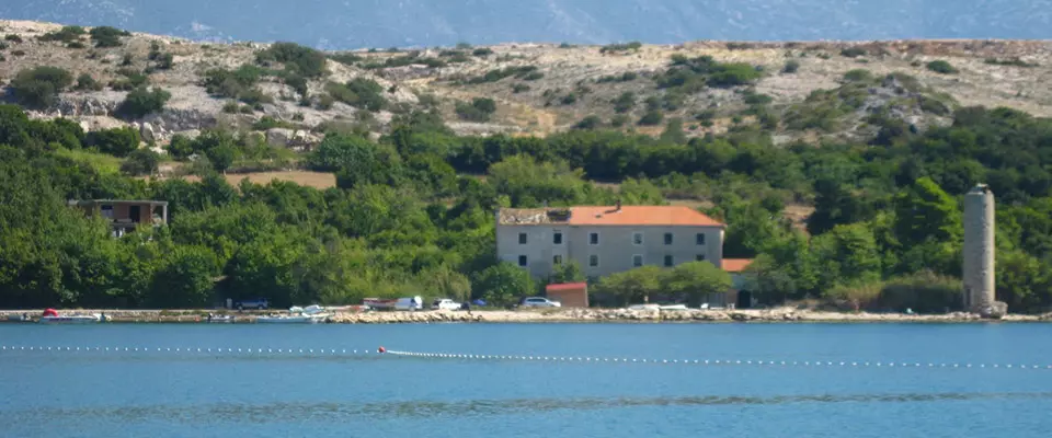 ApartmaniubliziniZrća,CaskaNovalja