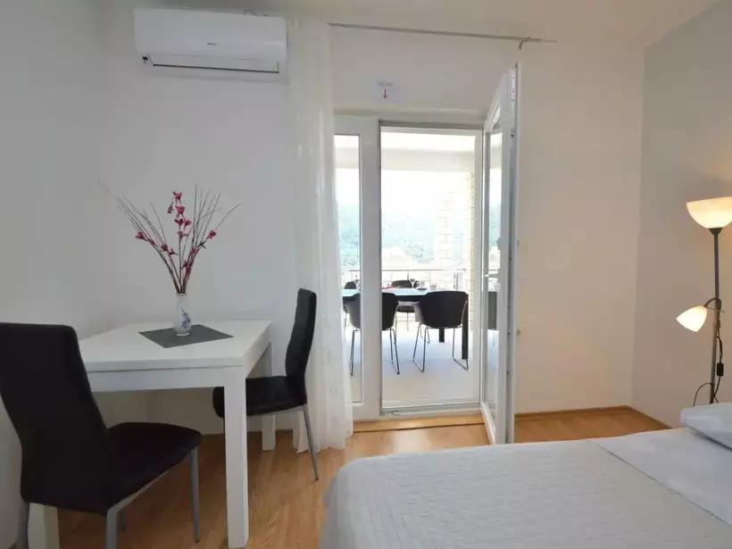 Apartmani u blizini mora Grebaštica