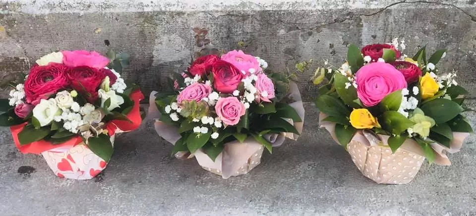 Cvjetni aranžmani, cvjećarnica Cvjećarnica, aranžmani i buketi,