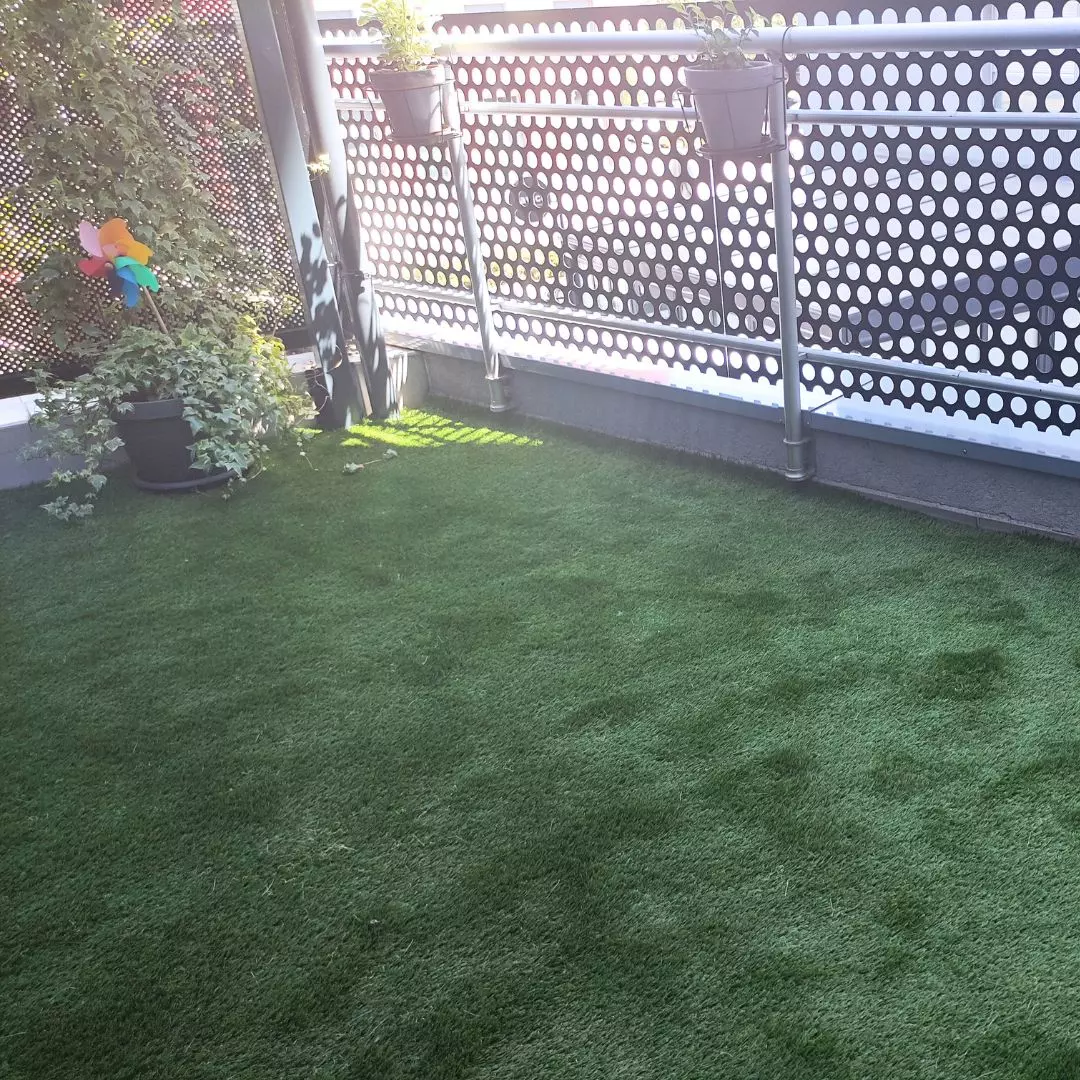 Umjetna trava, postavljanje i održavanje Postavljanje i održavanje umjetnih travnjaka u gradu Zagrebu, Hrvatska