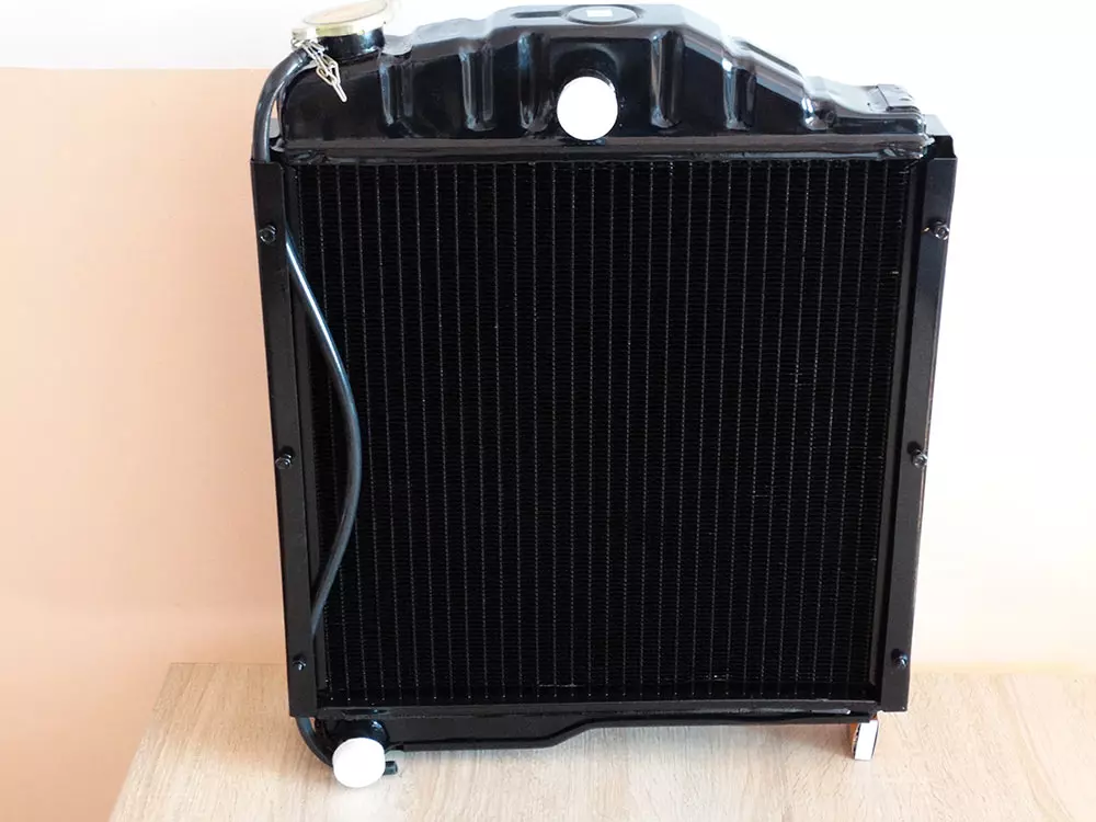 Rezervni dijelovi za traktore i poljomehanizaciju i strojevi Čakovec u RH