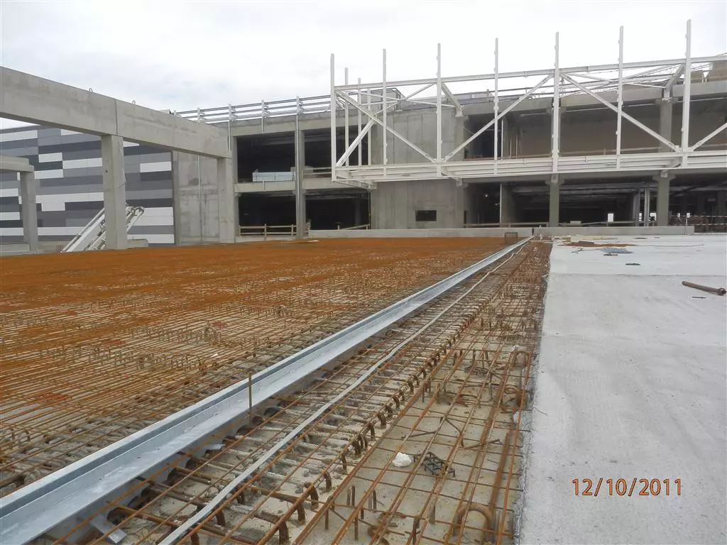 Armirački radovi u građevini u Dugom Selu, Hrvatska