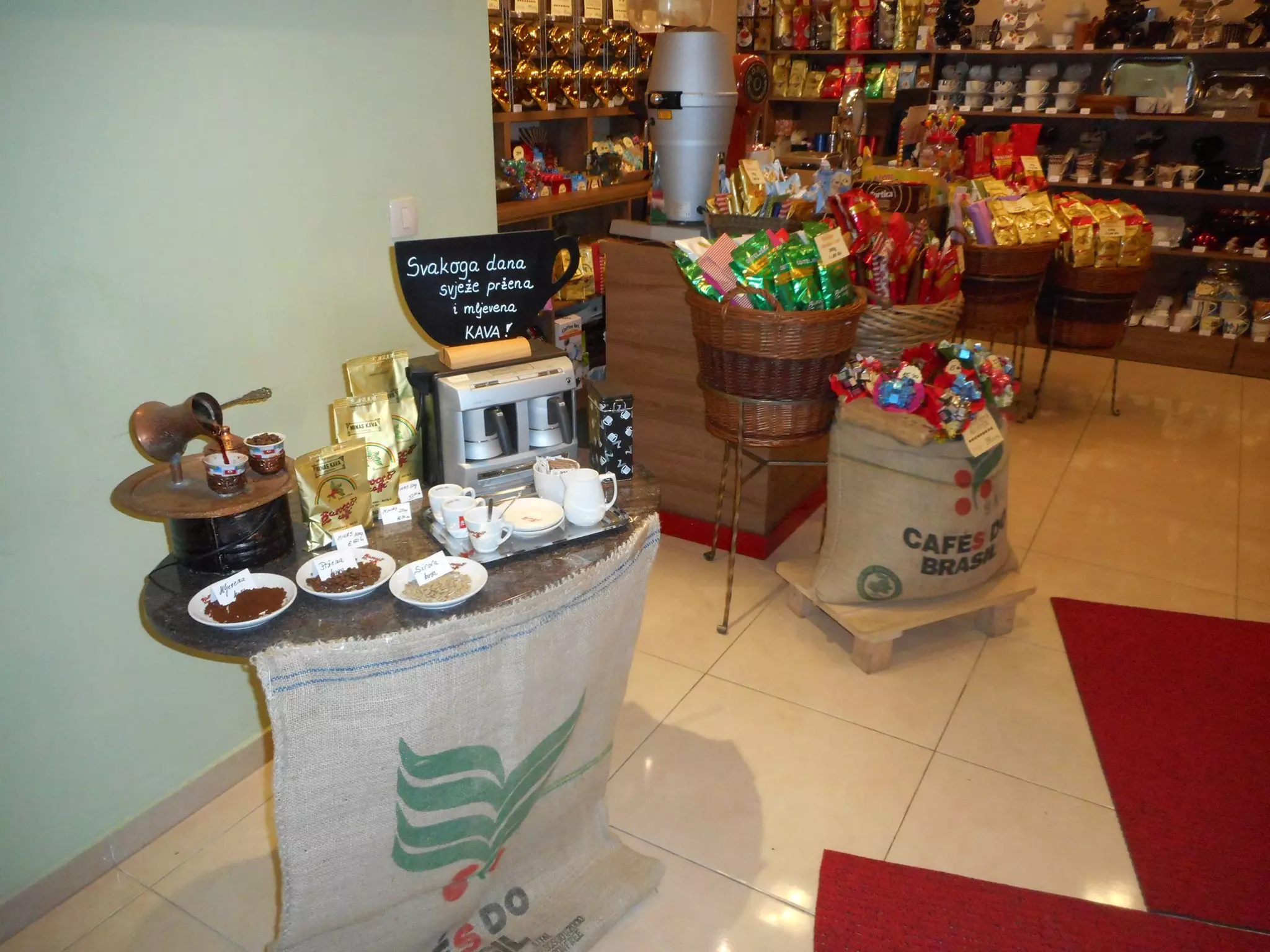 Prerada kave Barocco u Matuljima, RH