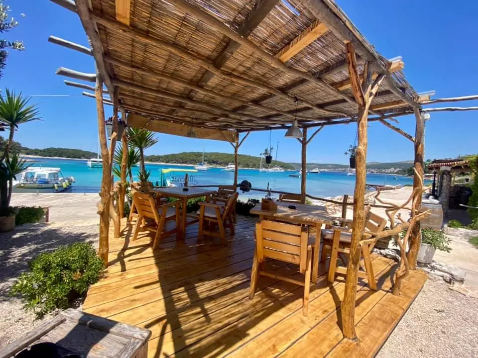 BeachbarPakleniotoci,Hvar4 BeachbarPakleniotoci,Hvar4