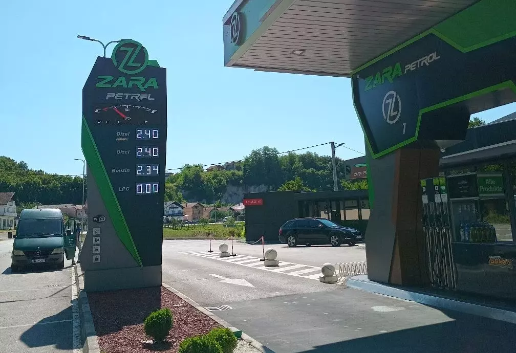 Benzinska stanica u Velikoj Kladuši