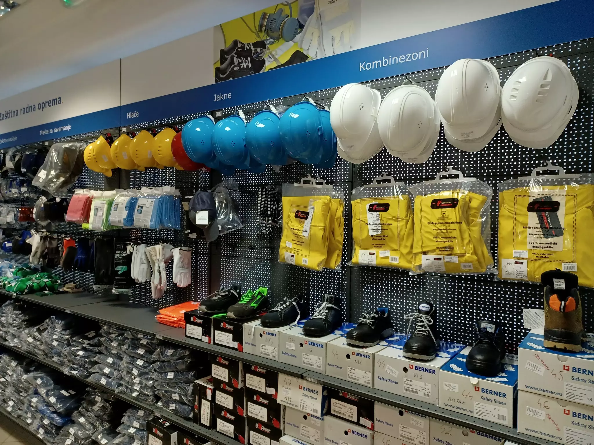 Prodaja potrošnog materijala Prodaja potrošnog materijala za građevinarstvo i auto industriju