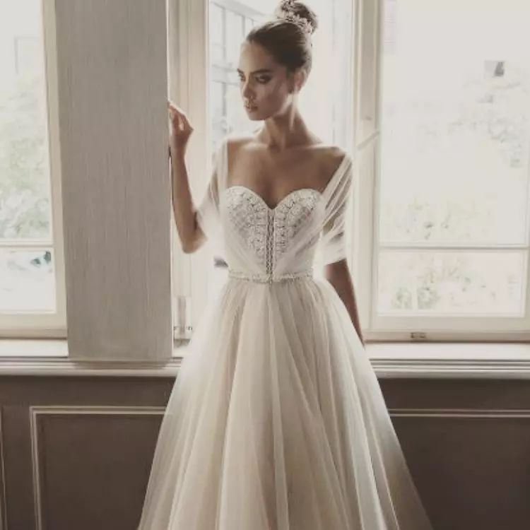 Bogat_izbor_haljina_od_vrhunskih_materijala