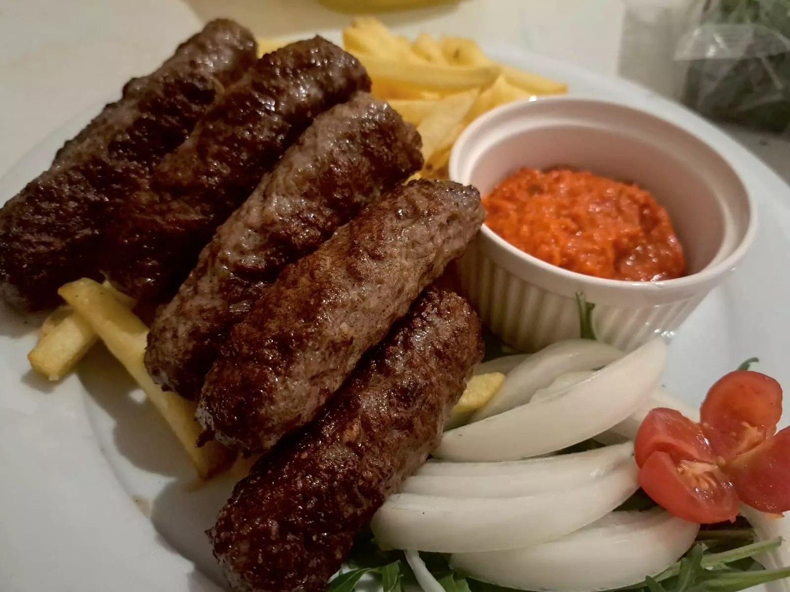 Mediteranska kuhinja, mesni specijalitet Mediteranska kuhinja u Sukošanu, RH