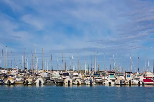 BrodogradnjaiuslugemarineVeliIž3