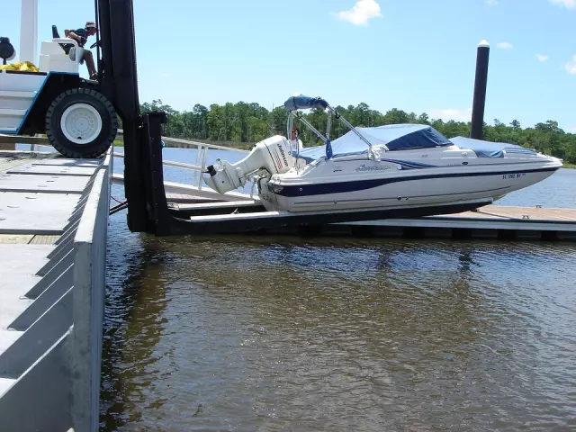 Brodski_akumulatori_i_pumpe_Zadar