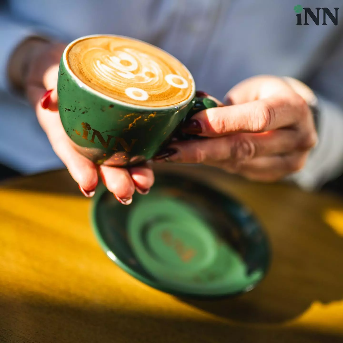 velik izbor pića odlična kava u kafiću