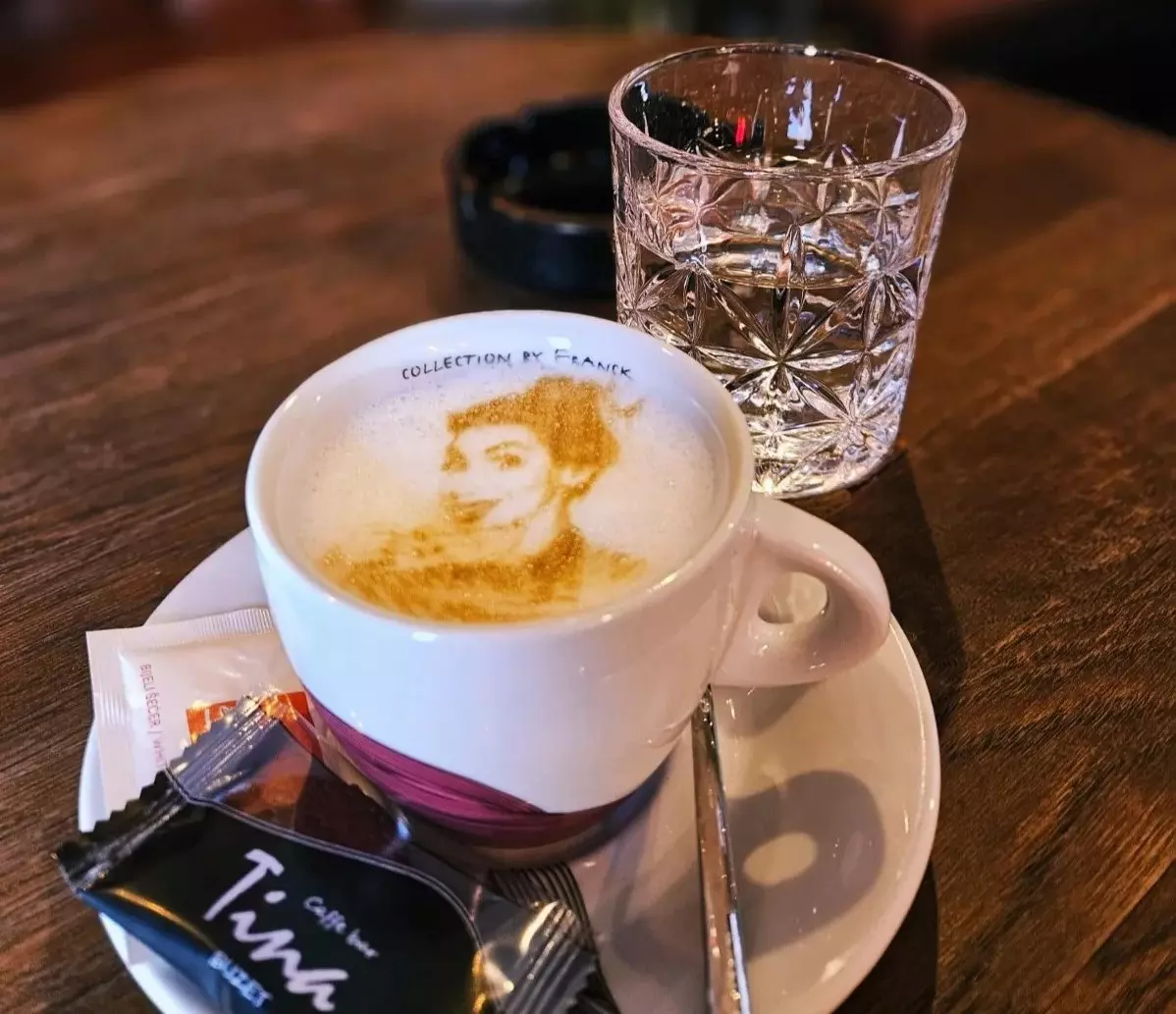 Caffe bar, priprema pića Caffe bar u Buzetu, RH