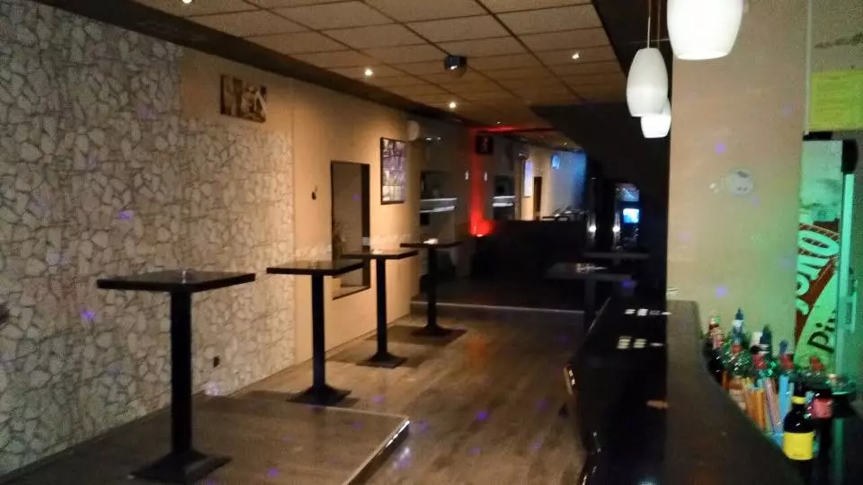 CaffeikoktelbarKaštelLukšić1 CaffeikoktelbarKaštelLukšić1