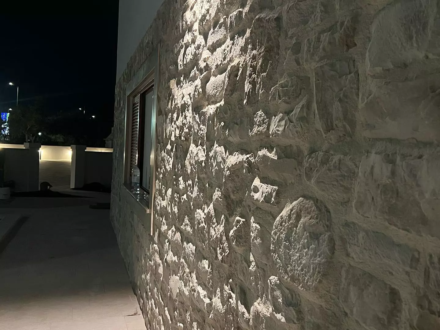 Zid od mikrocementa Ugradnja mikrocement zidova u Golom Bregu, Hrvatska