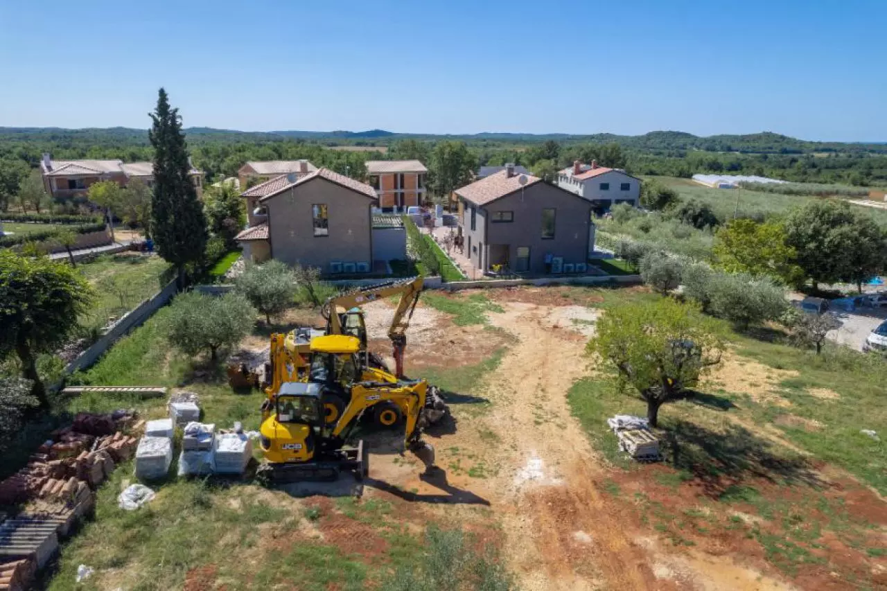 Gradnja od temelja do krova u gradu Poreč
