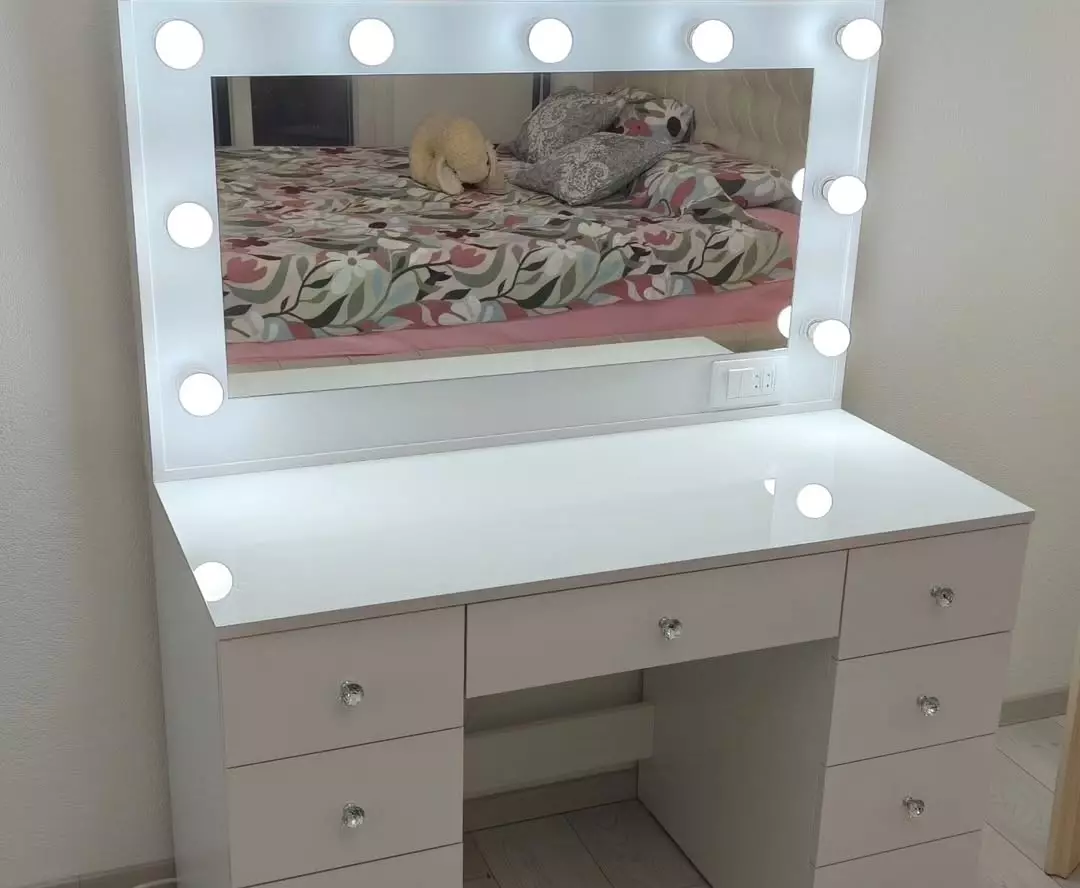 Izrada stolova za šminkanje u Banjoj Luci