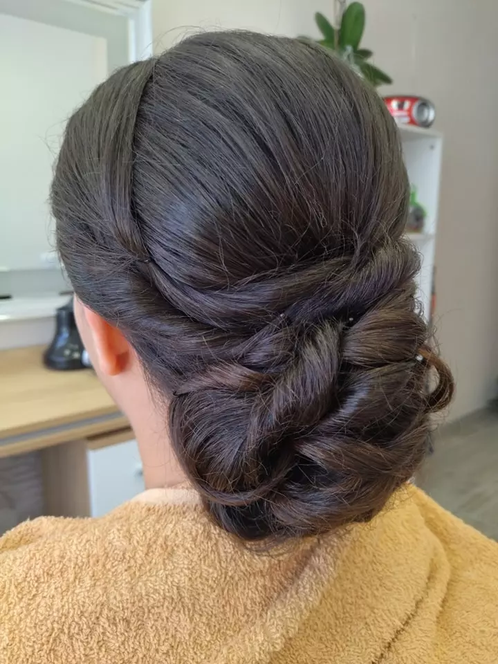 Ženska frizura Profesionalni frizerski salon za žene i muškarce Daruvar