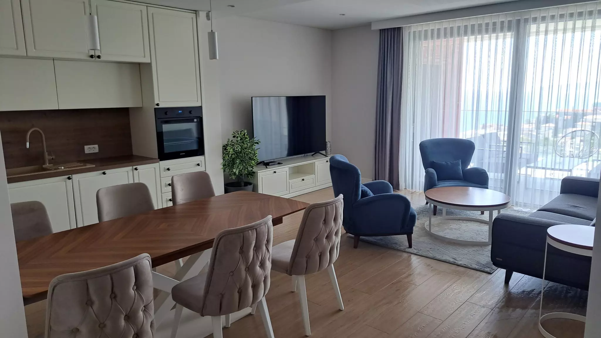 Izrada ormara i kuhinja Izrada kuhinja i ormara po mjeri u Zagrebu