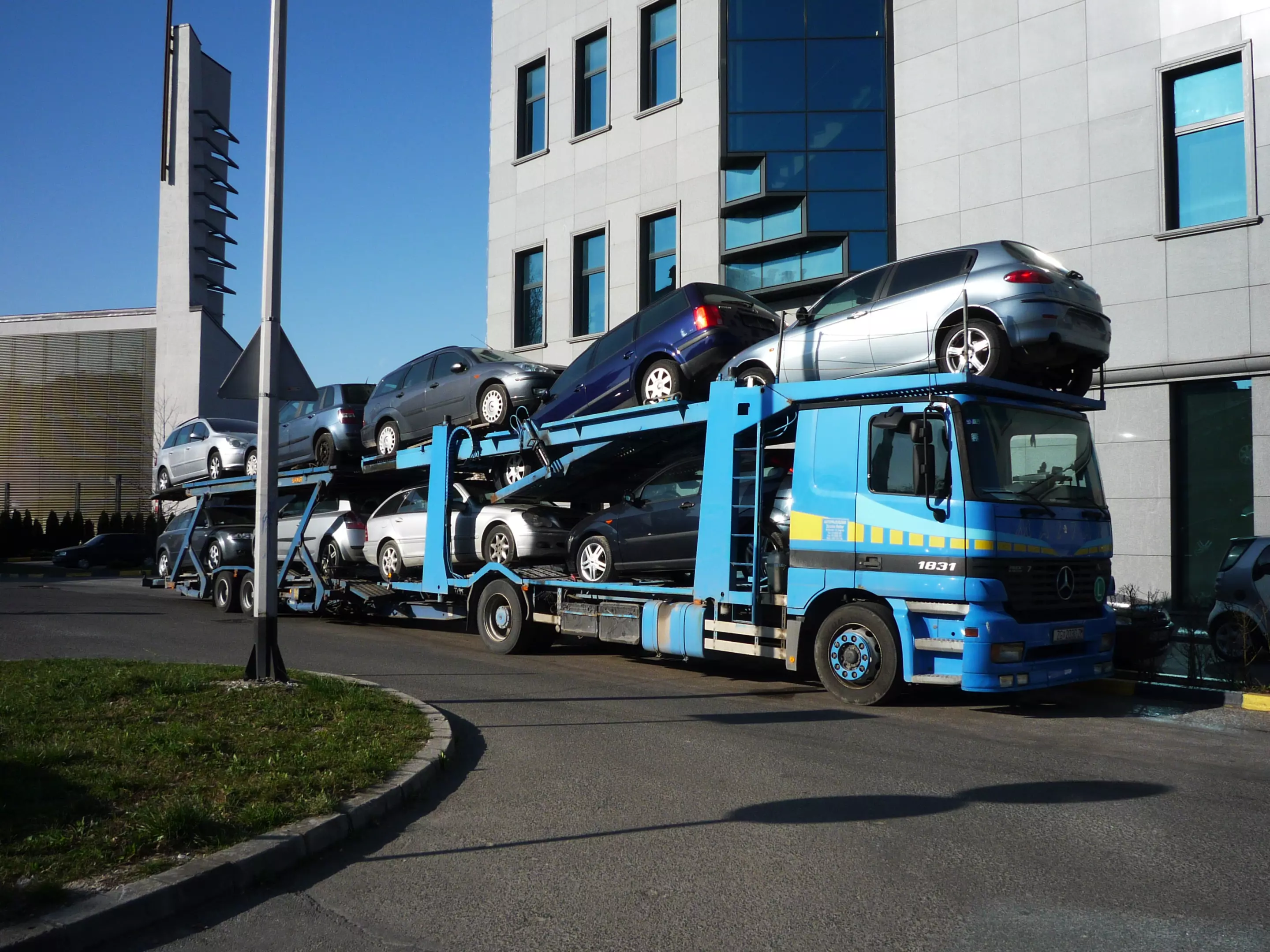Domaći i međunarodni prijevoz vozila u gradu Zagrebu