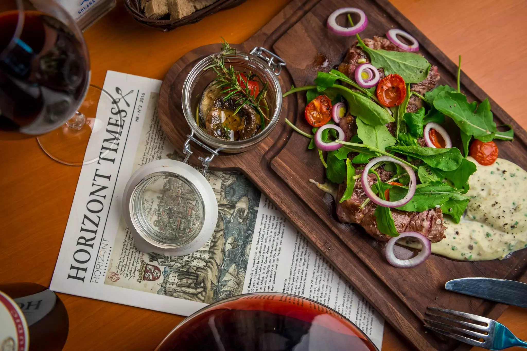 Domaća_i_strana_kuhinja_mesni_i_riblji_specijaliteti_Dubrovnik Domaća_i_strana_kuhinja_mesni_i_riblji_specijaliteti_Dubrovnik