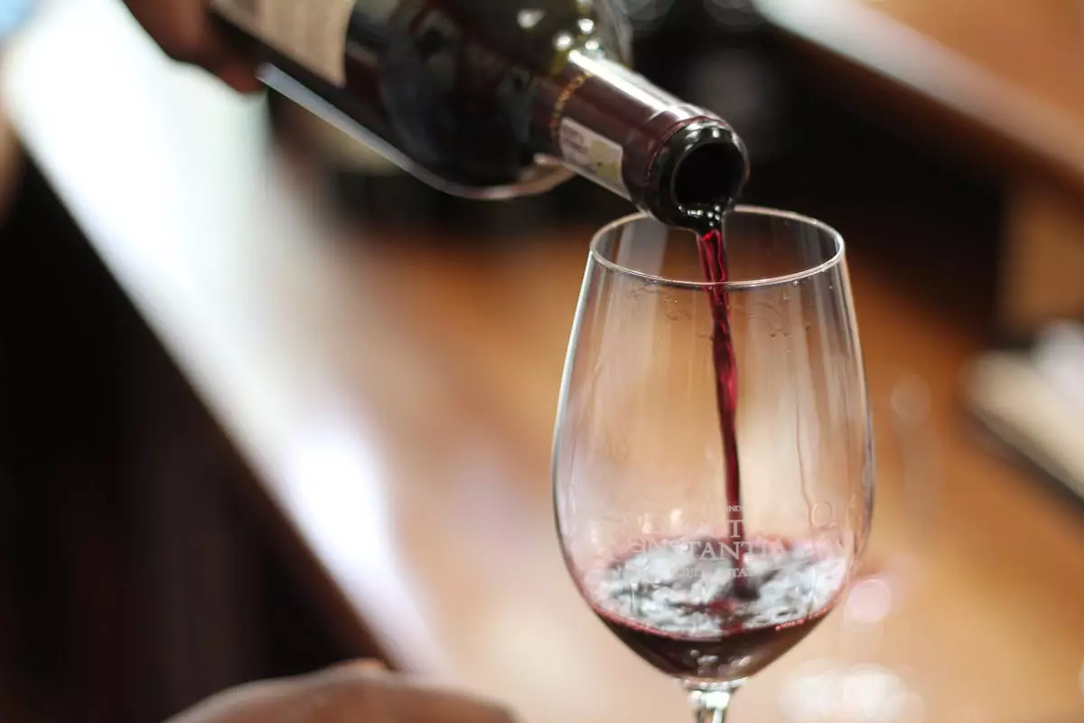 Vino Domaća proizvodnja i prodaja vina u Zagrebu