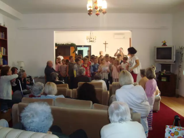 Domistručnaskrbzastarijeinemoćneosobe,Žrnovnica3