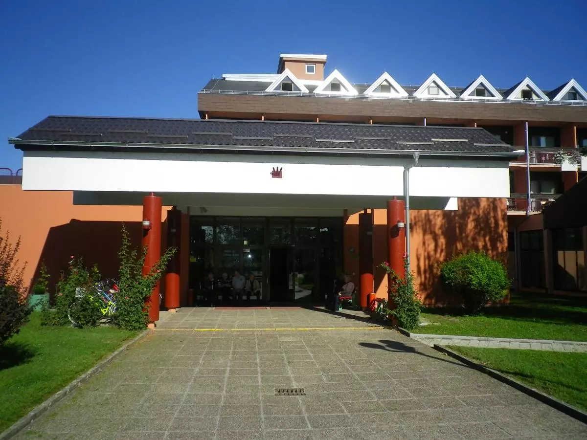 DomzastarijeVinkovci1