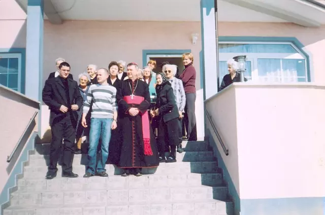 Dom za starije i nemoćne osobe