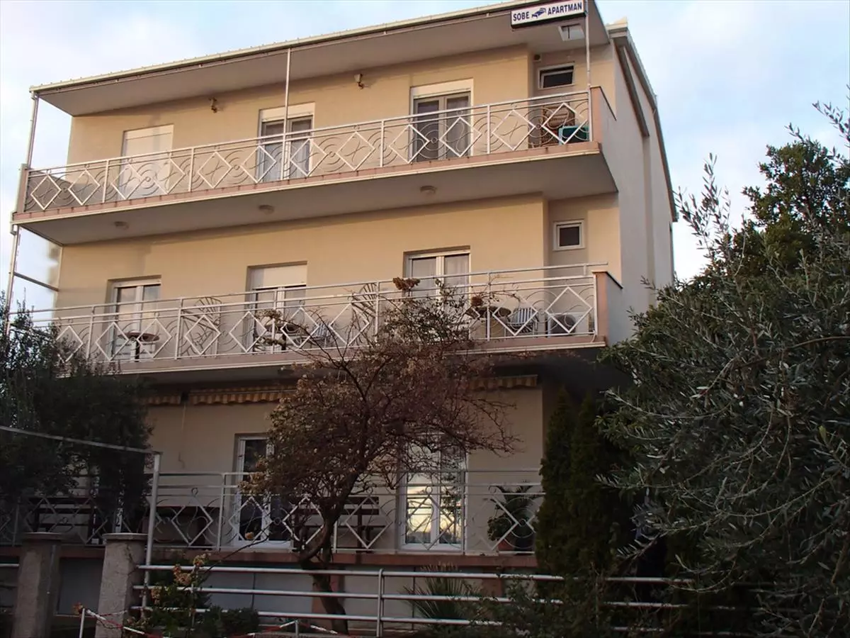 Domzazbrinjavanjestarijihinemoćnihosobairadnaterapija,KaštelLukšić