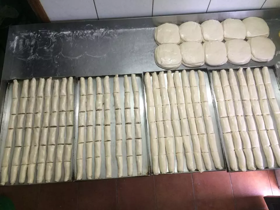 Pecivo Prodaja svježih peciva, Lučko, Hrvatska