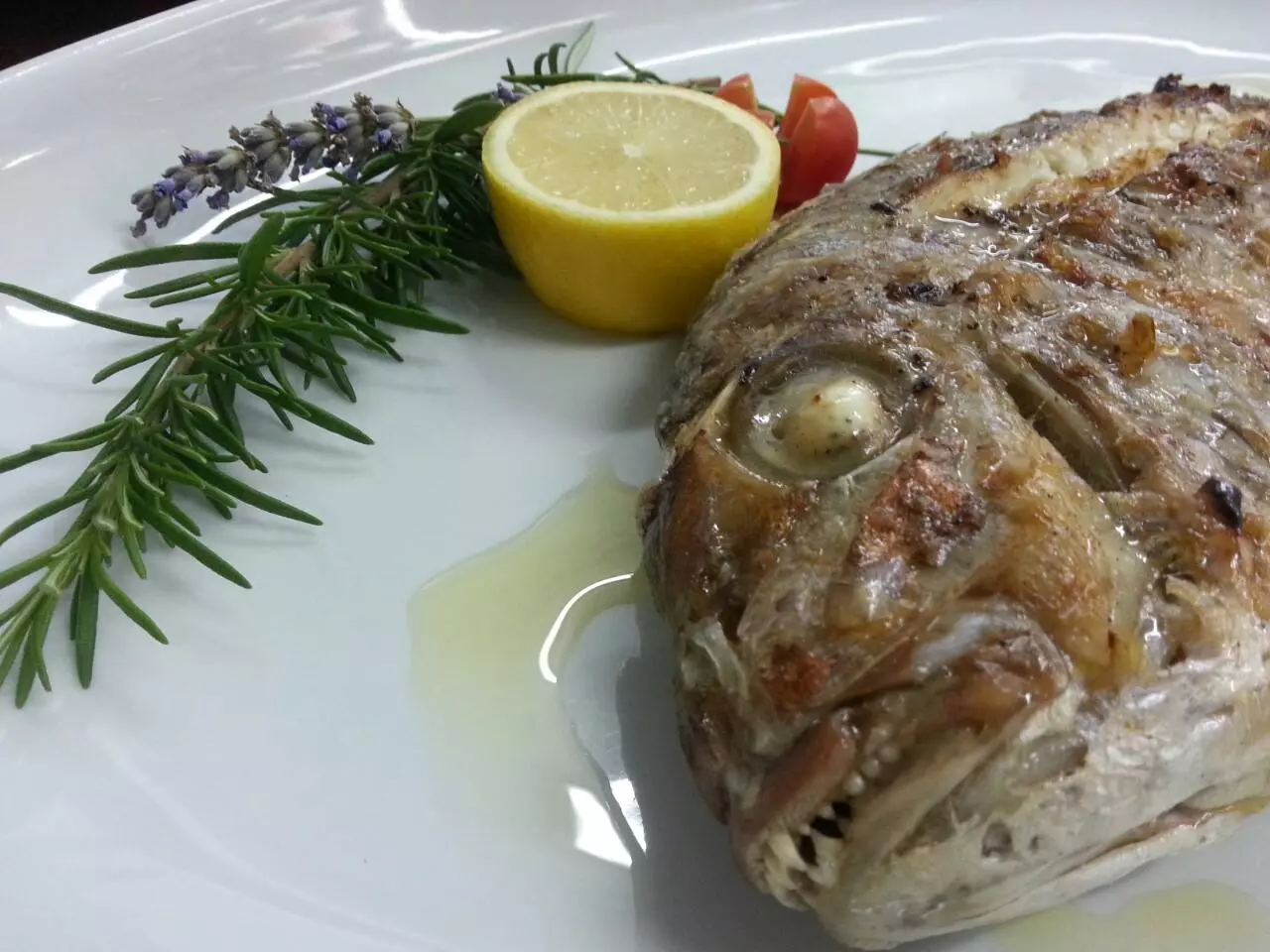 Riblji specijaliteti, Jelsa, Hvar