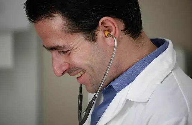 EKG,inhalatorispirometar,Omišalj3 EKG,inhalatorispirometar,Omišalj3