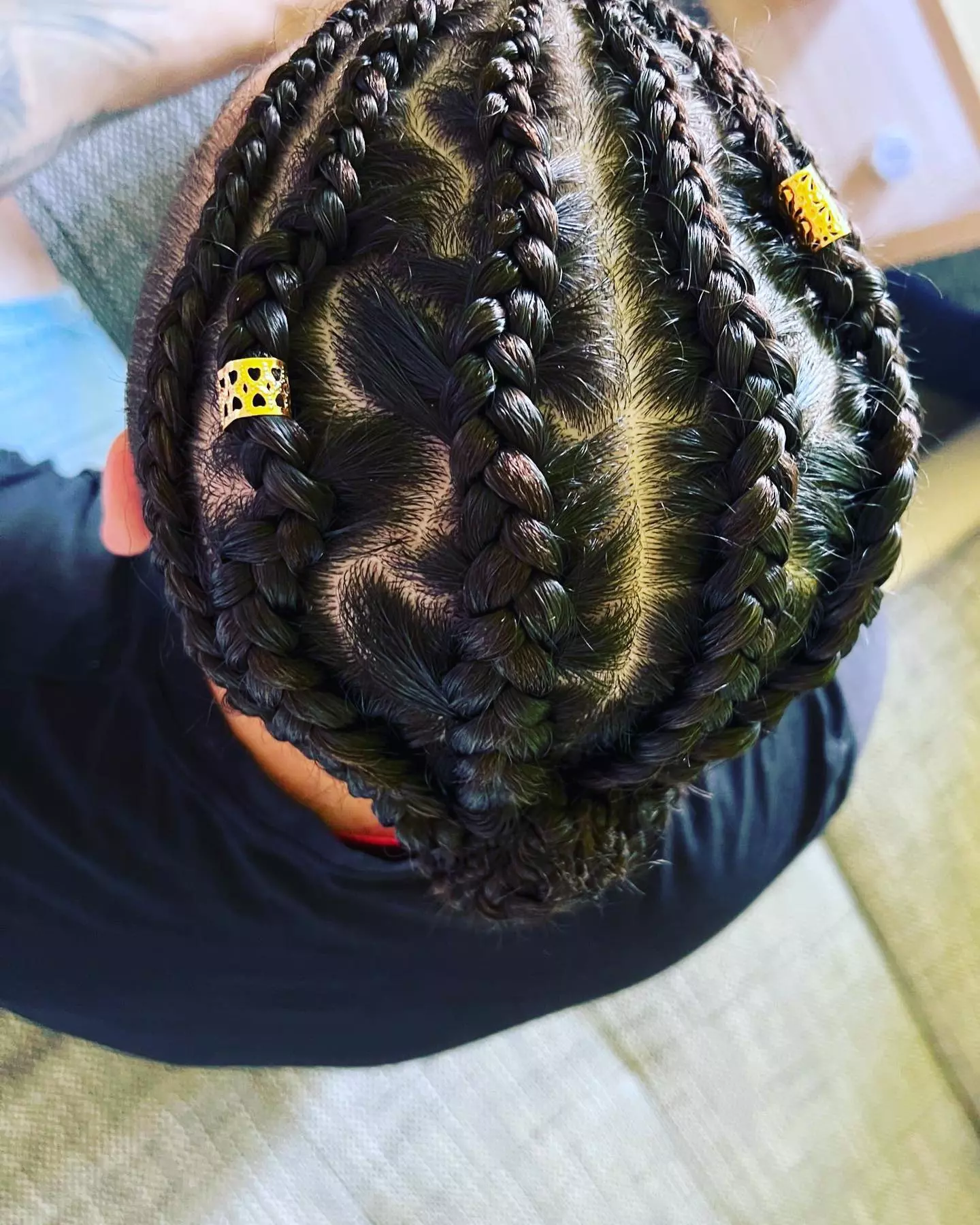 Pletenje pletenica za krizmu, frizerski salon Pletenje pletenica za krizmu u Zagrebu, Hrvatska