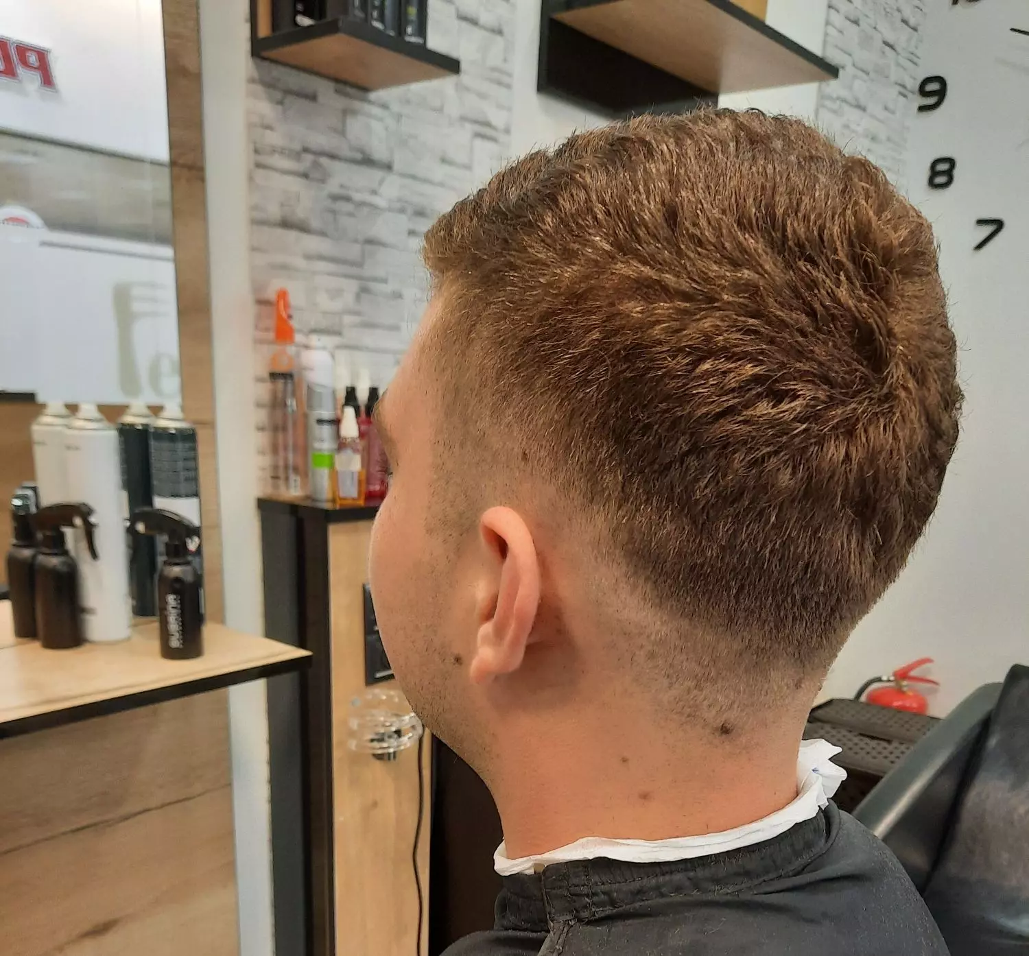 FrizerskisalonuKonzumuSesvete15