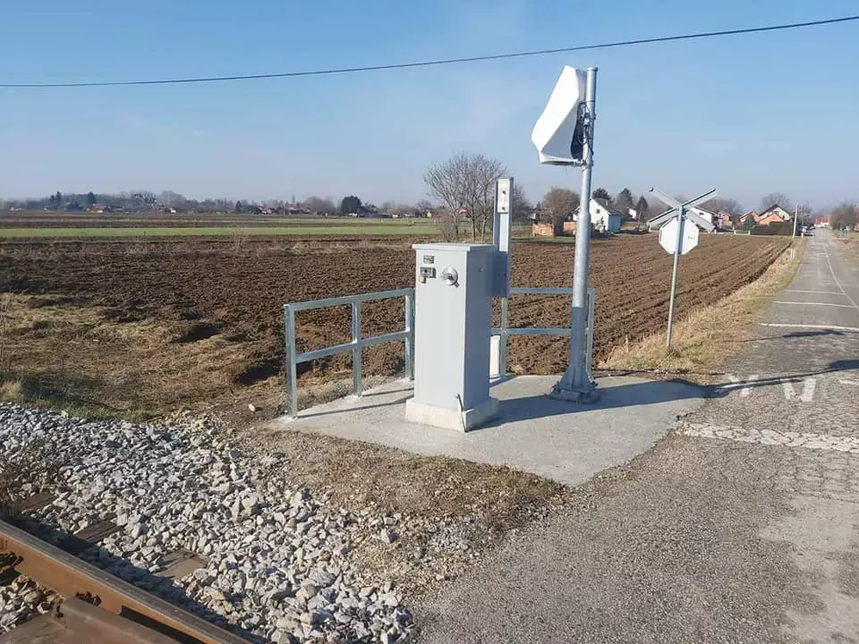 Montaža čeličnih konstrukcija u građevini grad Bjelovar u Hrvatskoj