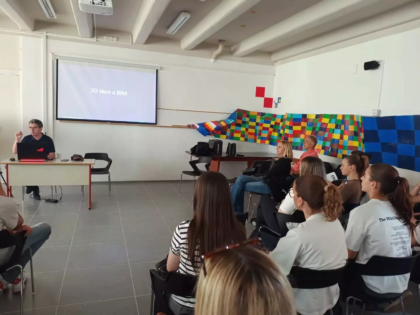 odličan obrazovni program