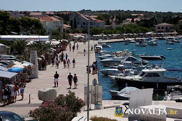 GradskaupravagradaNovalja2