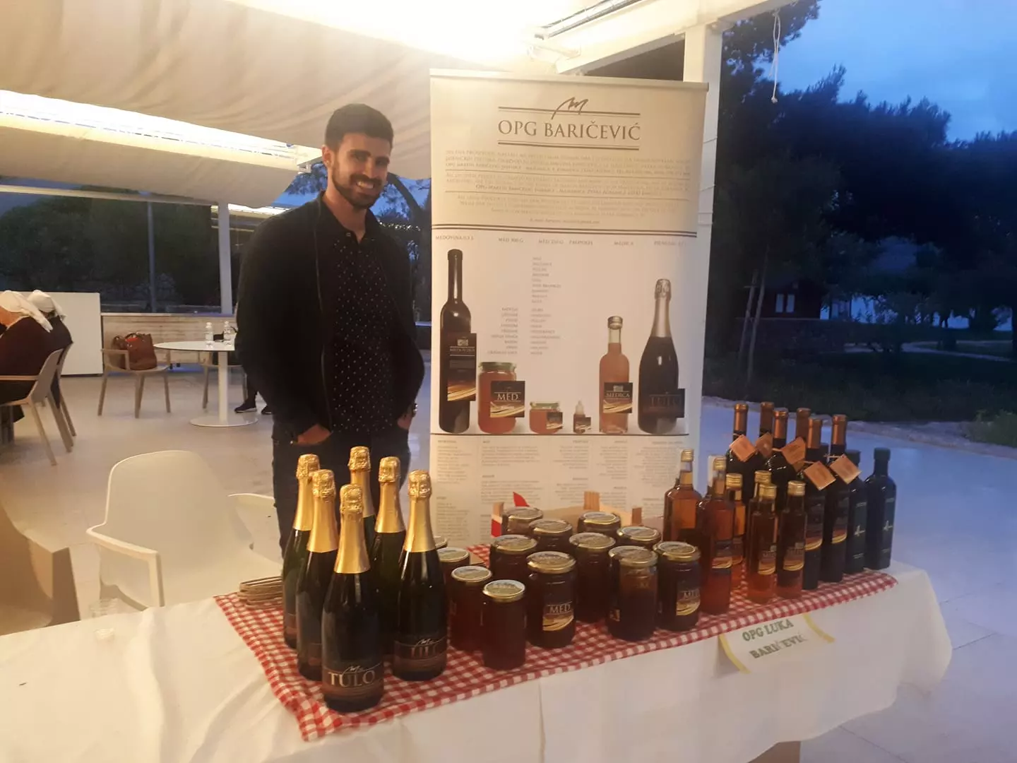 HoneyproductionbeekeepingVelebitCroatia4 HoneyproductionbeekeepingVelebitCroatia4