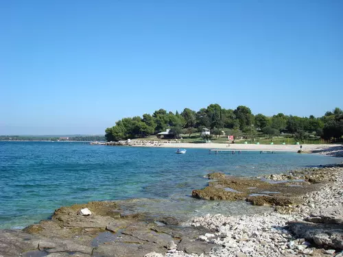 Hostelikampiranjeuzsamomore,Pula,Istra